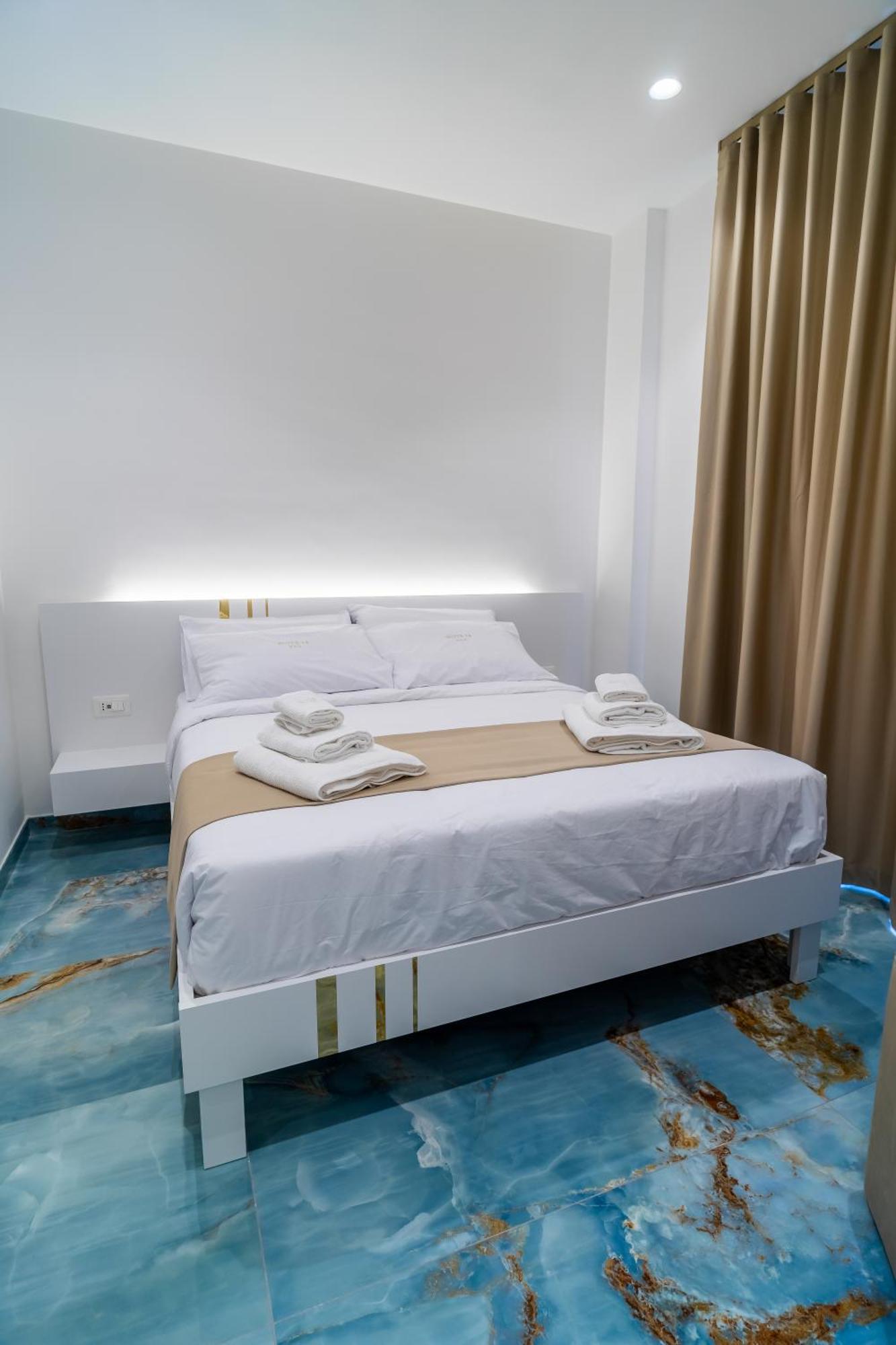 Suite 14 Scalea Kültér fotó
