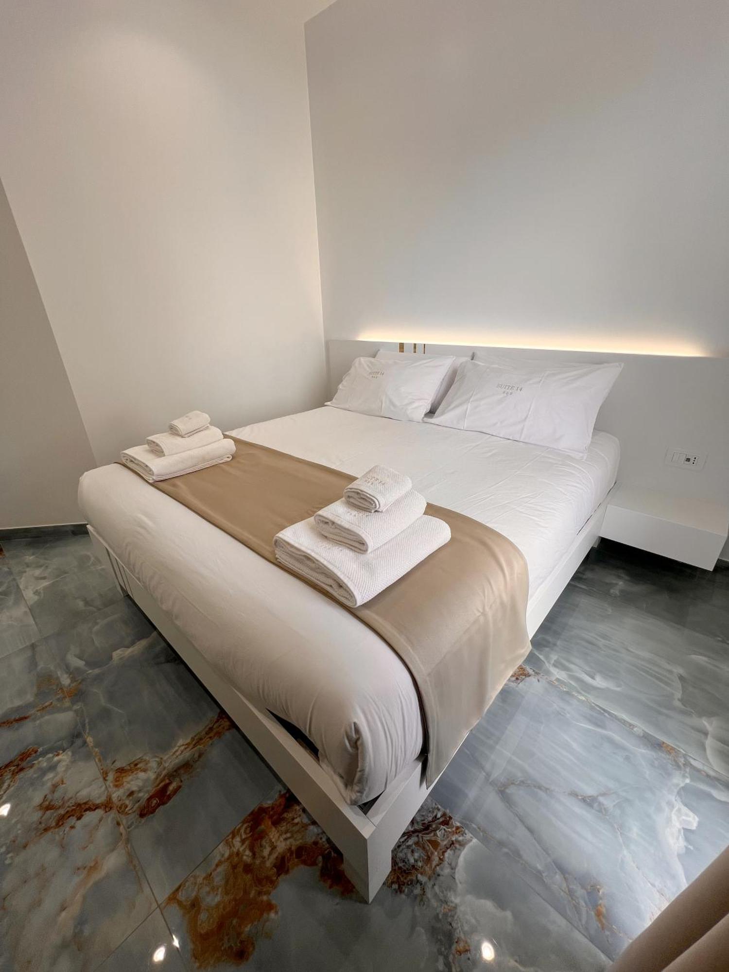 Suite 14 Scalea Kültér fotó