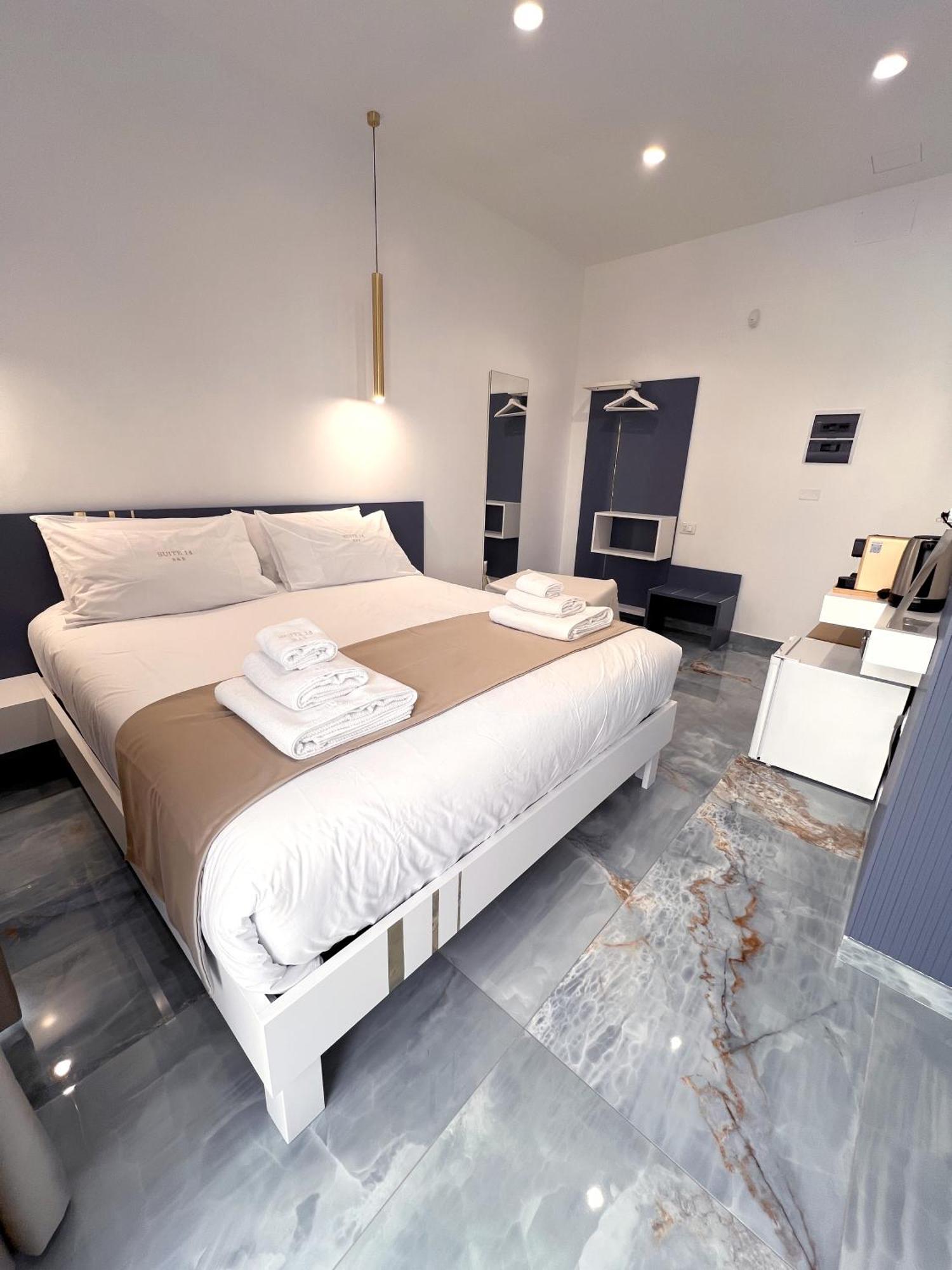 Suite 14 Scalea Kültér fotó